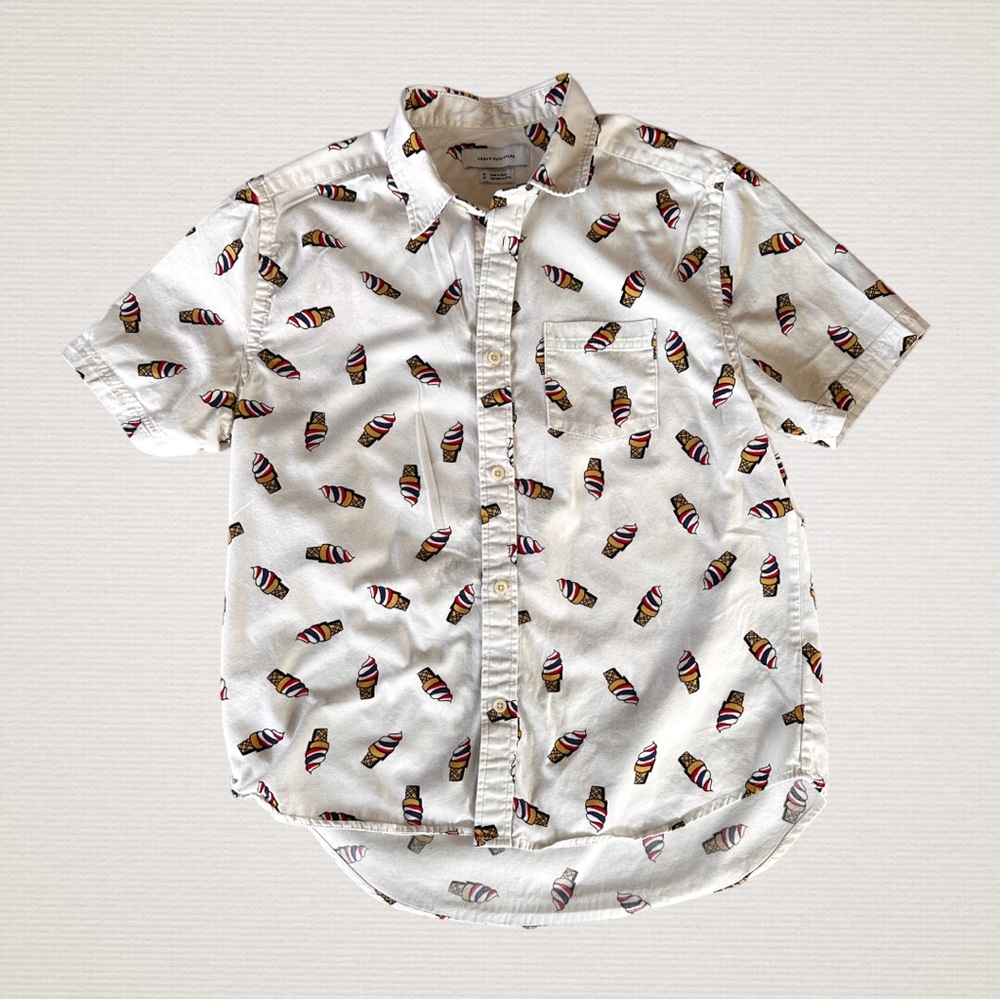 Men's Urban Outfitters Ice Cream Cone Short Sleeve Button-down Shirt, Size M
